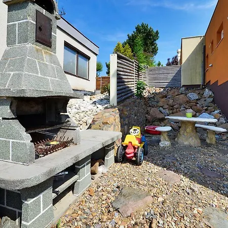 Lípa Appartamento Mikulov