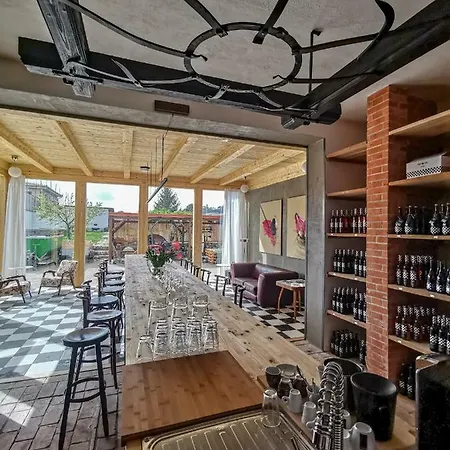 Lípa Appartamento Mikulov